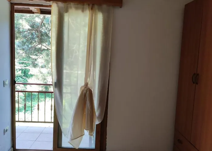 Hotell Toni Llogora Dukat