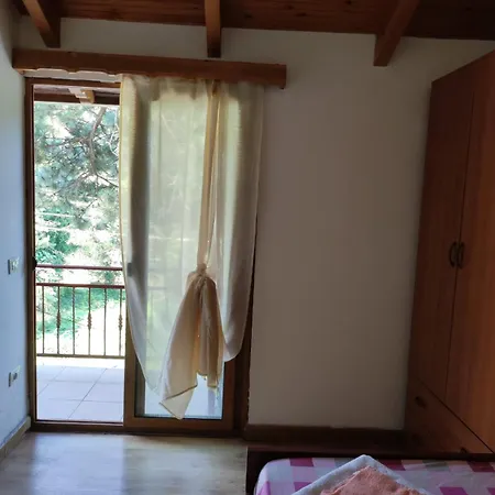 Szálloda Toni Llogora Dukat